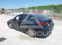 2017 Mazda 3 photo