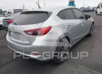 2017 Mazda 3 фото