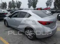 2017 Mazda 3 фото