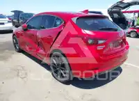 2017 Mazda 3 photo