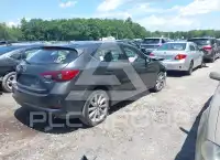 2017 Mazda 3 фото