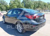 2017 Mazda 3 фото