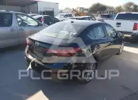2017 Mazda 3 photo