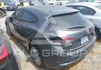 2017 Mazda 3 фото