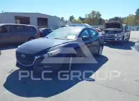 2017 Mazda 3 photo