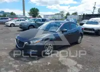 2017 Mazda 3 фото