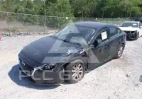2017 Mazda 3 photo