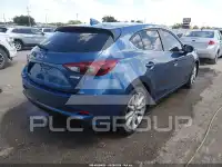 2017 Mazda 3 фото