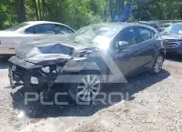 2017 Mazda 3 фото