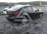 2017 Mazda 3 photo