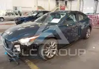 2017 Mazda 3 фото