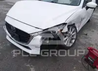 2017 Mazda 3 фото