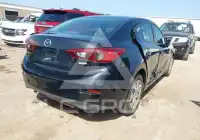 2017 Mazda 3 photo
