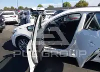 2017 Mazda 3 фото