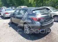 2017 Mazda 3 фото