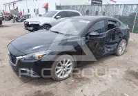 2017 Mazda 3 photo