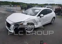 2017 Mazda 3 фото