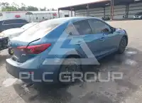 2017 Mazda 3 фото