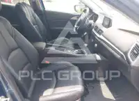 2017 Mazda 3 photo