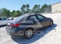 2017 Mazda 3 photo