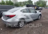2017 Mazda 3 фото
