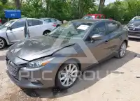 2017 Mazda 3 фото