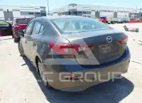 2017 Mazda 3 photo