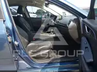2017 Mazda 3 фото