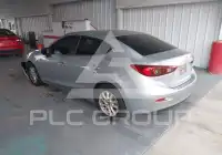 2017 Mazda 3 фото