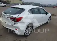 2017 Mazda 3 фото