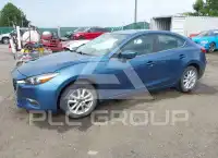 2017 Mazda 3 photo