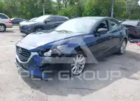 2017 Mazda 3 фото