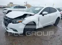 2017 Mazda 3 photo