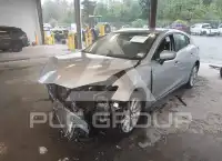 2017 Mazda 3 photo
