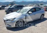 2017 Mazda 3 photo