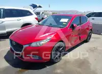 2017 Mazda 3 photo
