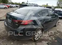 2017 Mazda 3 photo