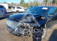 2017 Lincoln Continental фото
