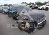 2017 Lincoln Continental фото