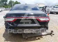 2017 Lincoln Continental фото