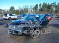 2017 Lincoln Continental фото