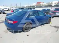 2017 Lincoln Continental фото