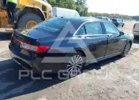 2017 Lincoln Continental фото
