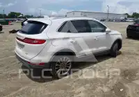2017 Lincoln MKC photo