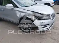 2017 Lincoln MKC photo