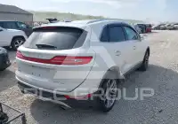 2017 Lincoln MKC photo