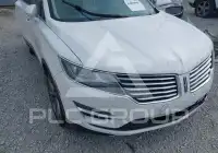 2017 Lincoln MKC photo