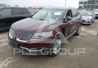 2017 Lincoln MKX photo