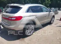 2017 Lincoln MKX photo