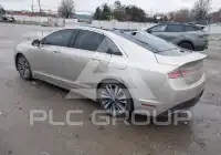 2017 Lincoln MKZ photo